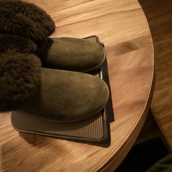 NWOT BEBE Women’s Boots - Picture 7 of 8